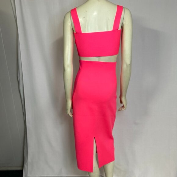 Victoria Beckham VB Body fitted midi skirt and bandeau top - Picture 4 of 8